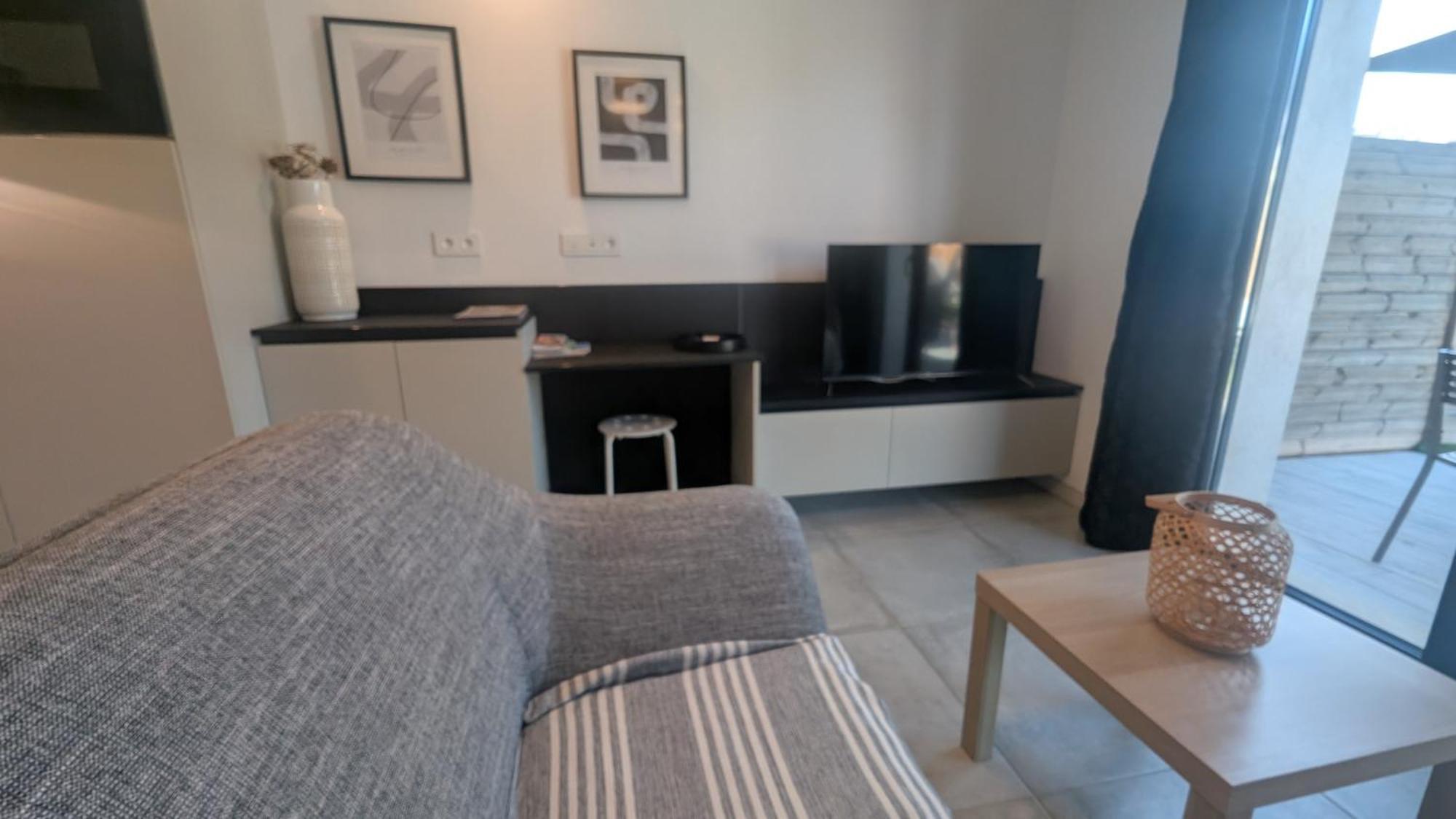 Appartement Luxe Avec Piscine Chauffee & Jacuzzi Prive - Cote D'Azur Roquefort-les-Pins Luaran gambar